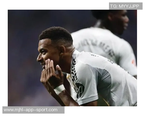 姆巴佩西甲火力全开9场比赛斩获10球2助攻状态惊人 姆巴佩西甲火力全开9场比赛斩获10球2助攻状态惊人