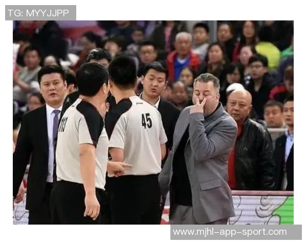 阿夫迪亚的进攻威胁为何让对手束手无策裁判的判罚成了比赛的关键因素 阿夫迪亚的进攻威胁为何让对手束手无策裁判的判罚成了比赛的关键因素